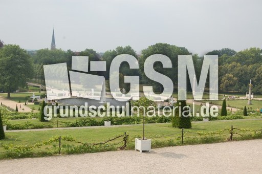 Sanssouci Weinberganlage 2.JPG